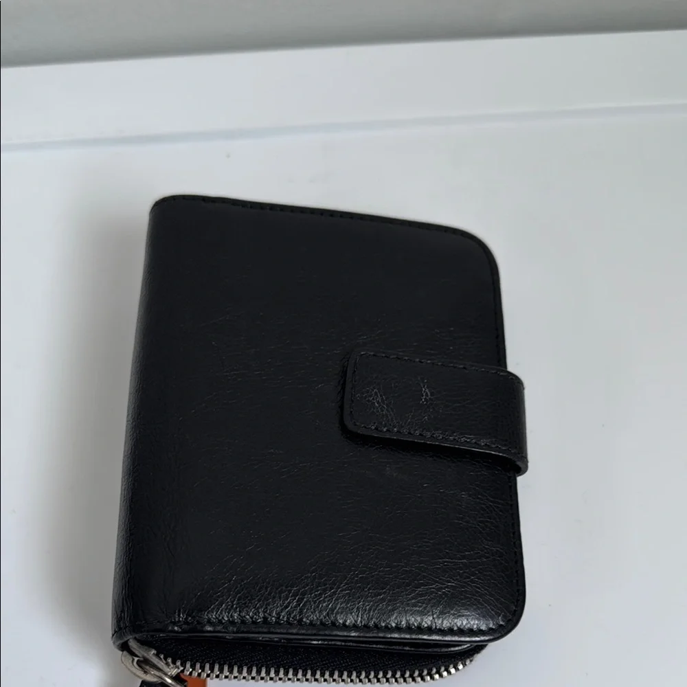 Dior Black Leather bifold wallet- pls read description